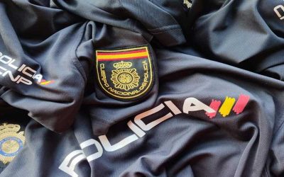 Así ha evolucionado el uniforme de la Policía Nacional