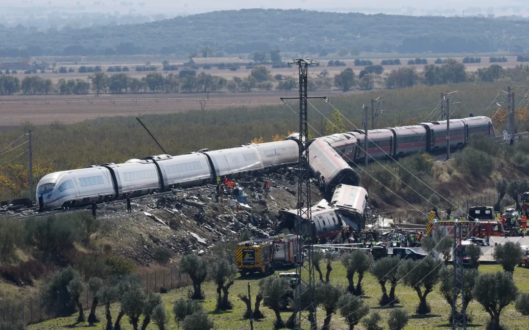 100 efectivos de la UME para ayudar tras el accidente ferroviario de Toledo